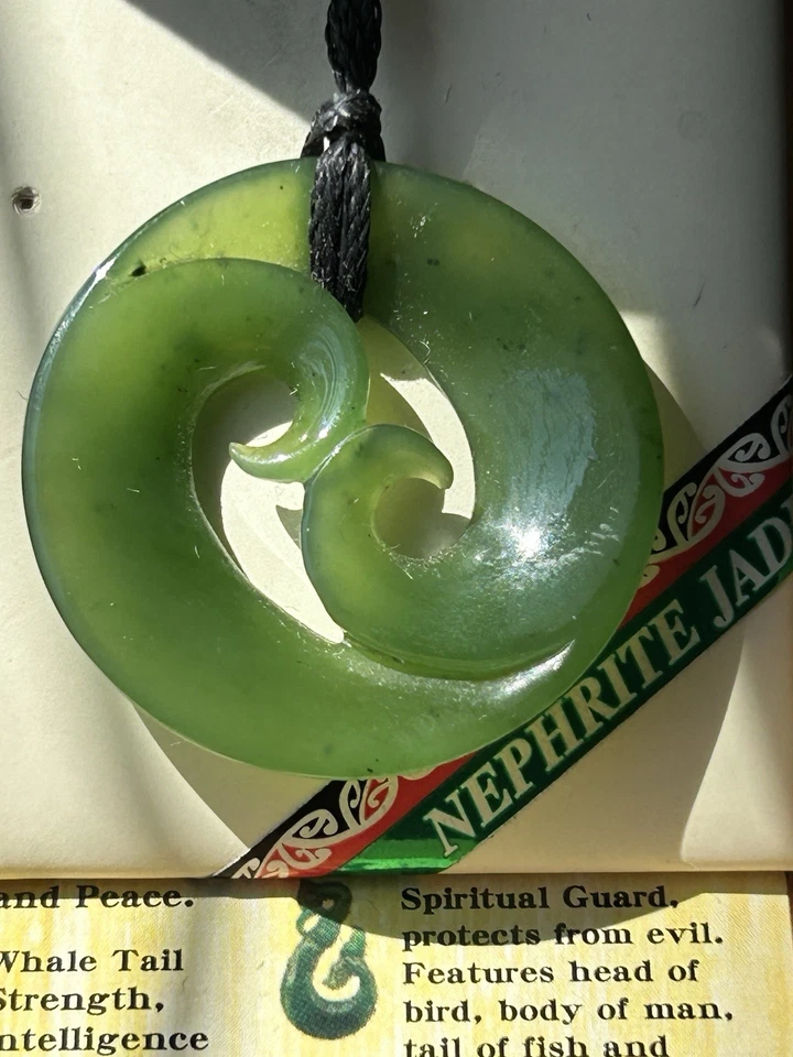 Hand Carved Nephrite Jade Pendant New Zealand Oceania Brand - Image 3 of 4
