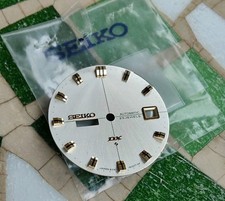 Vintage Watch Seiko 6106-9020 DX White And Gold Dial Nos