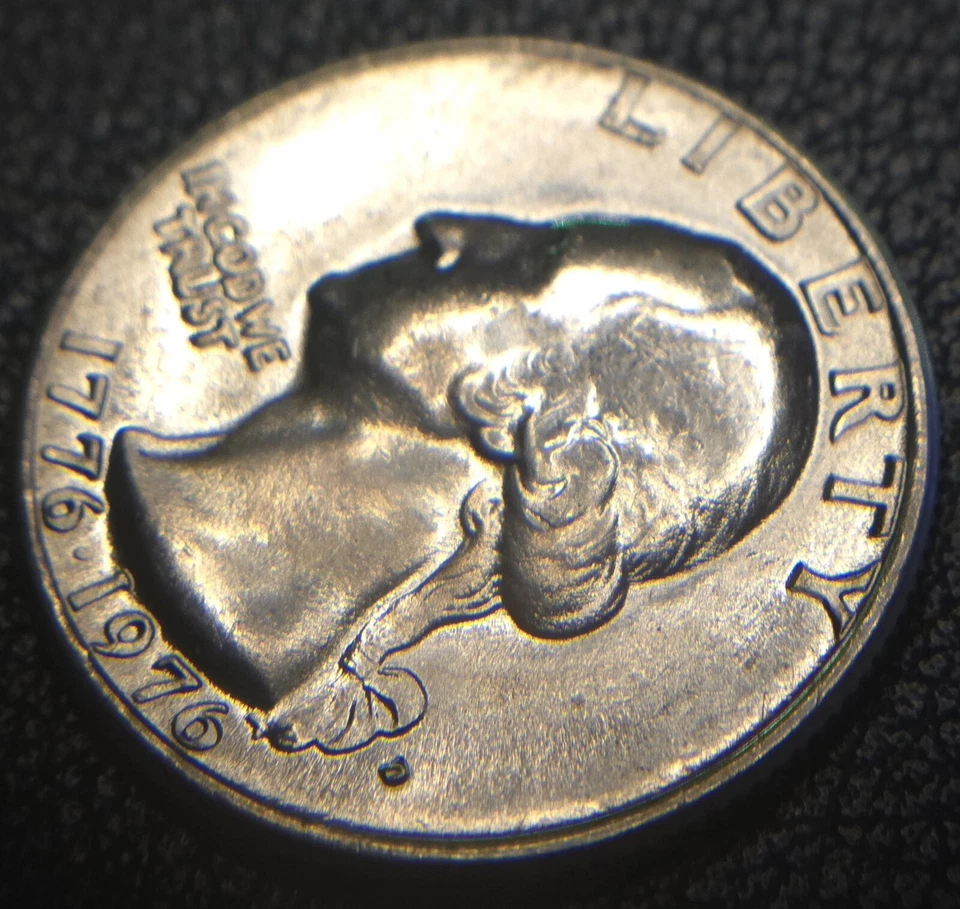 1976 Bicentennial DDO (Doubled Die Obverse) Drummer Quarter: Major Error! - Image 3 of 4
