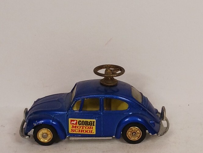 Corgi Toys Volkswagon VW Beetle 1300 Saloon Vintage 1:43