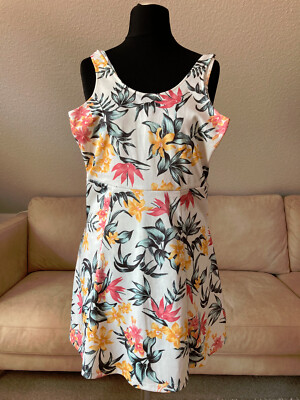 DIVIDED H&M adorable ladies cocktail dress size 38 white floral sleeveless