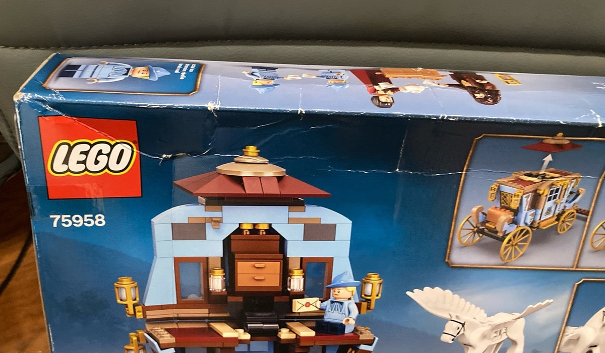 LEGO Harry Potter: Beauxbatons' Carriage: Arrival at Hogwarts