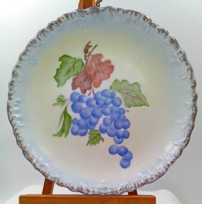 Decorative Fruit Plate Grapes Round White Blue Green Red Purple Gold Vintage