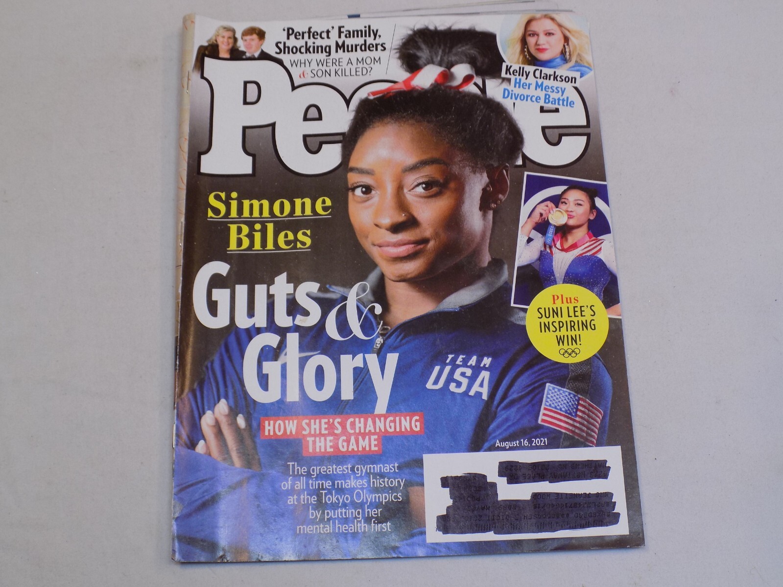 People Magazine Aug 16 2021 Simone Biles Kelly Clarkson Suni Lee Sean Penn Dylan