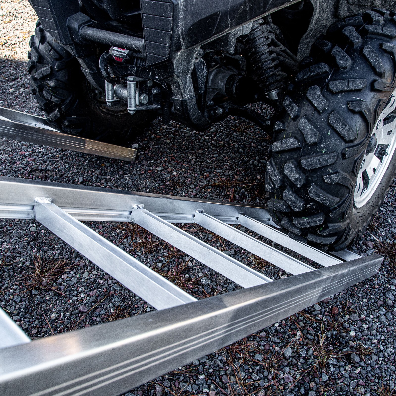 YUTRAX 69” Aluminum Utility Ramps, 1500 lb. Capacity, Lightweight, Pair, TX195
