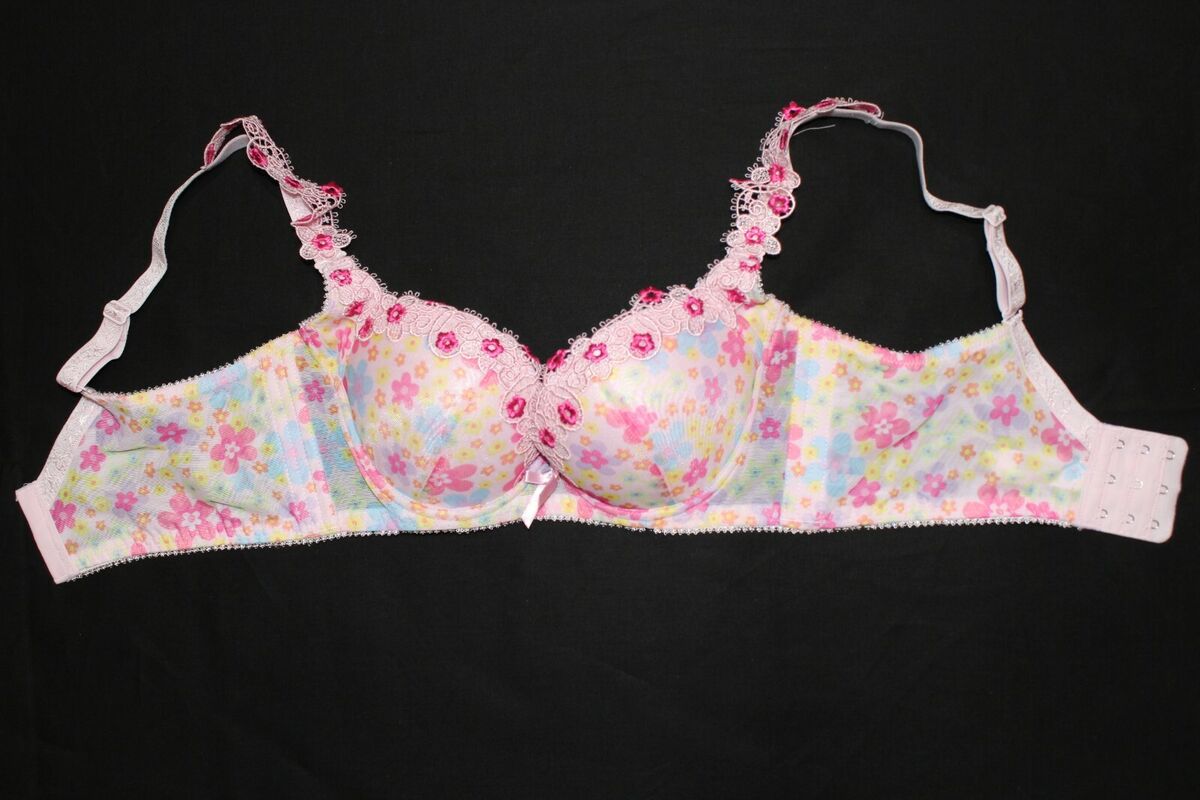Pink Floral lace embroiderd underwire push-up Bra - Size 70A