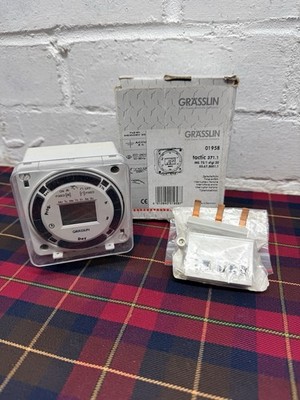 Grasslin Tactic 371.1 MIL72/1 Digi 20 7 Tage Zeitschalter 240V 03.67.5001.1