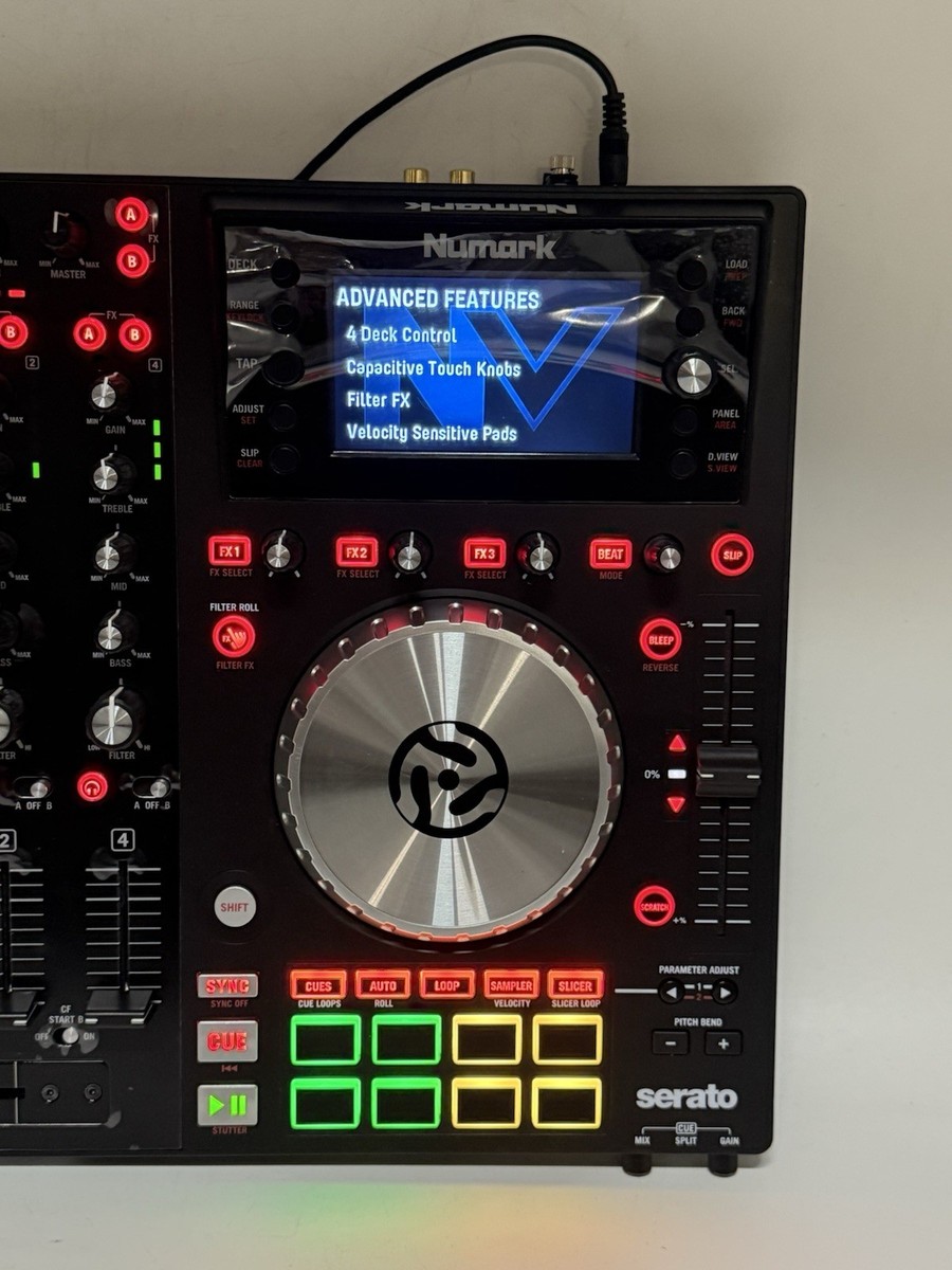 Numark NV 4-Channel Dual-Display Serato DJ Controller - Tested