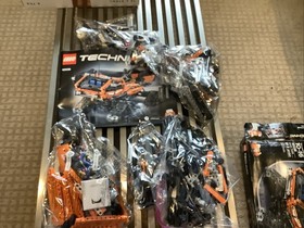 LEGO TECHNIC: Arctic Truck (42038) NEW But Damaged Box