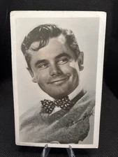POSTCARD: Glenn Ford Portrait Hollywood Actor W6