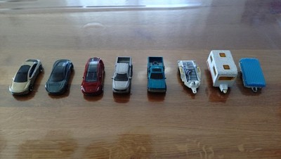 Spielzeugautos. 3 Teslas, 2 Geländewagen und 3 Anhänger von Matchbox,Majorette