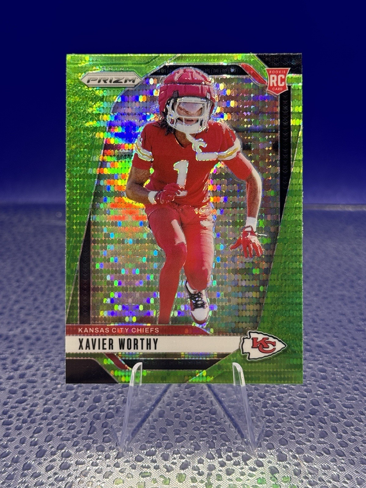 XAVIER WORTHY 2024 Panini Prizm Football NEON GREEN PULSAR 399 RC KC Chiefs