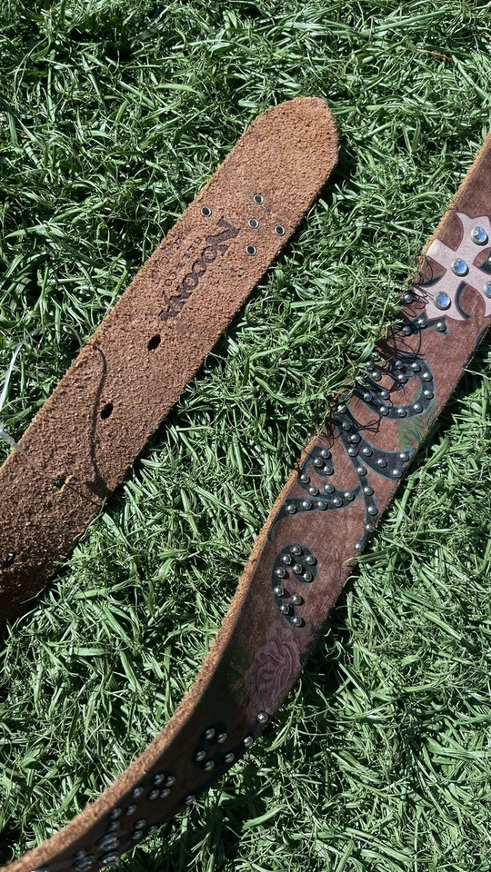 复古全新 NOS NOCONA 西部皮革 22 英寸儿童女孩皮带玫瑰镶嵌十字架 — 第 3/4 张图片