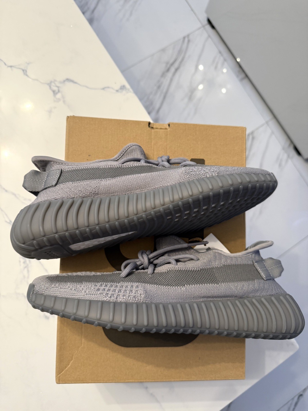 adidas Yeezy Boost 350 V2 Men's Sneakers Steel Gray, Size US 10 NEW DS thumbnail 4