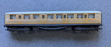 Hornby- OO gauge R4322  LNER Teak Composite Coach 22357 *