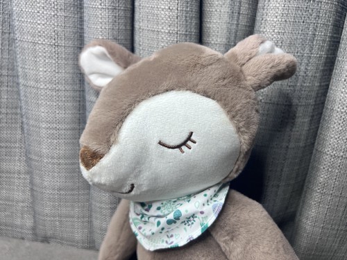 Bass Pro Shops Baby schlafender Hirsch Bock 15 Zoll Plüschtier Stofftier Lovey Floral - Bild 2 von 11