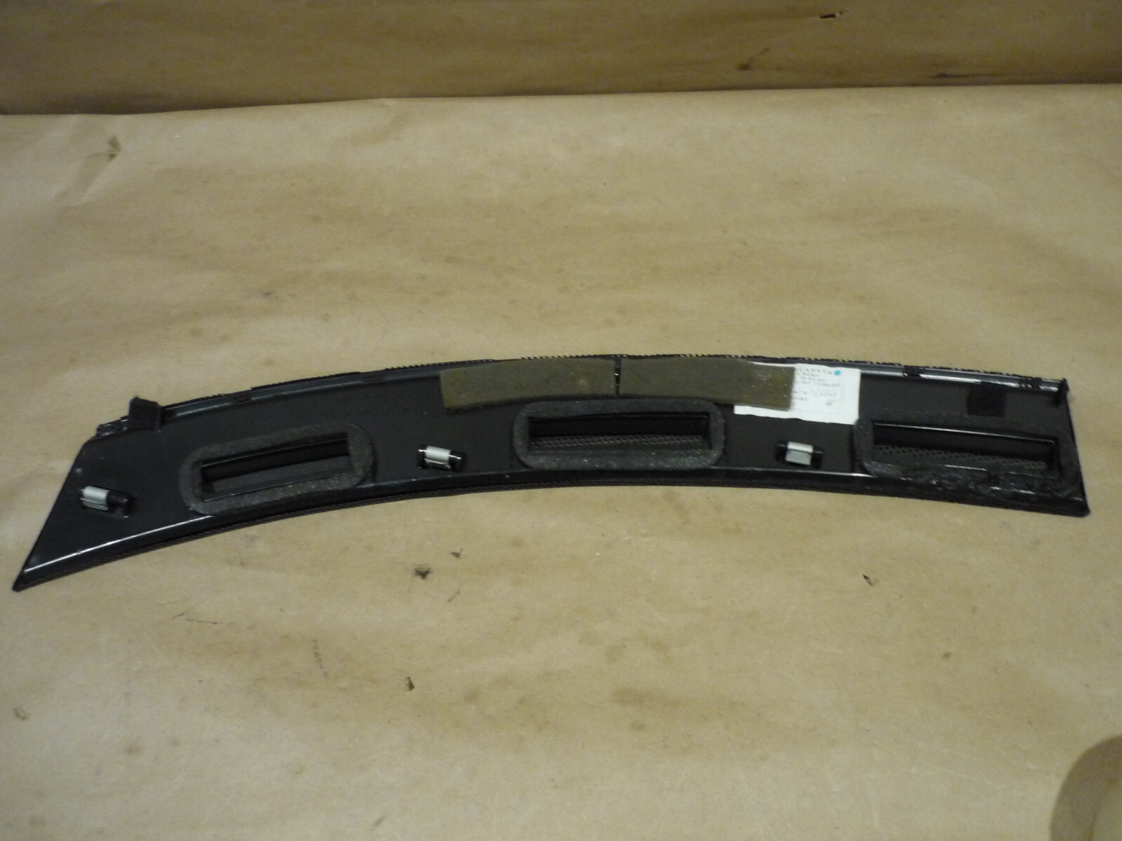 Ferrari California RH Dashboard Defroster Grille -P/N 80801800