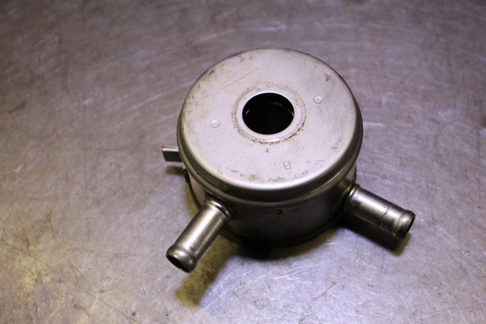 05 Yamaha Yzf R6 Oem Oil Cooler Foto 3 de 4