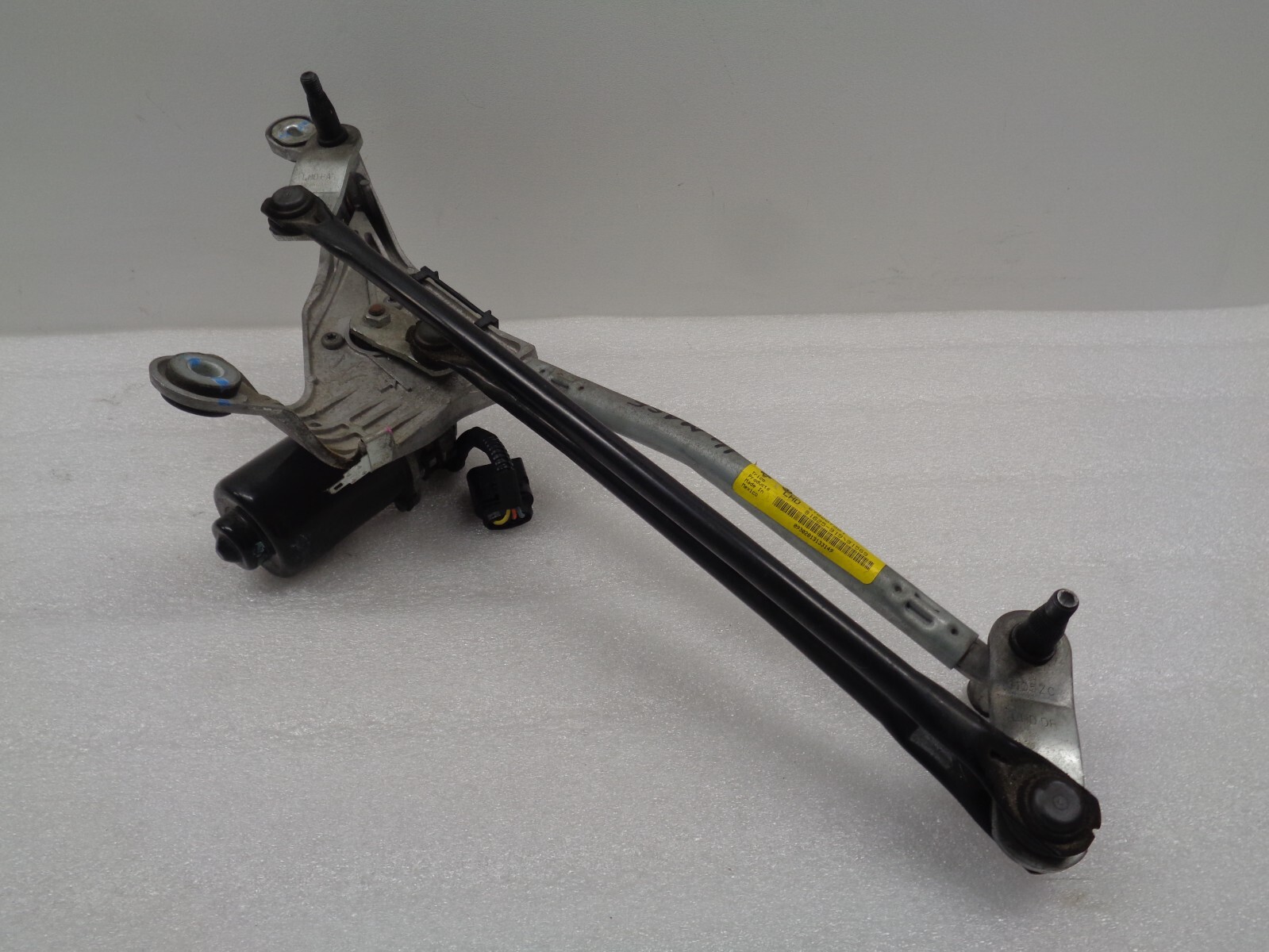 14-17 Maserati Ghibli Front Windshield Wiper Motor & Linkage Assy OEM AK2308224