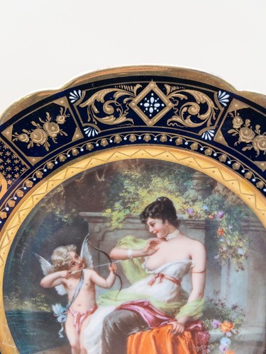 Fine Handpainted Antique Royal Vienna Portrait Plate Cobalt Gilt Border Cupid - Picture 7 of 9