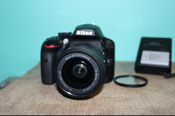 Nikon D3400 + objetivo 18-55mm + Filtro .. Nueva