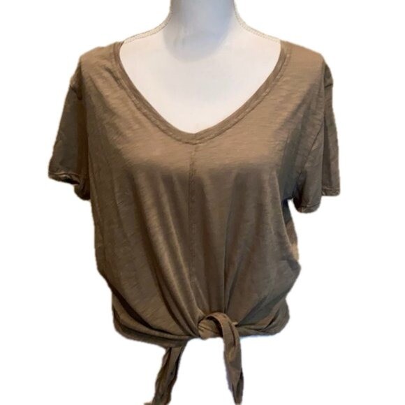 ELAN Tie Front Tee Shirt Taupe V-Neck Crop Size Medium NWT