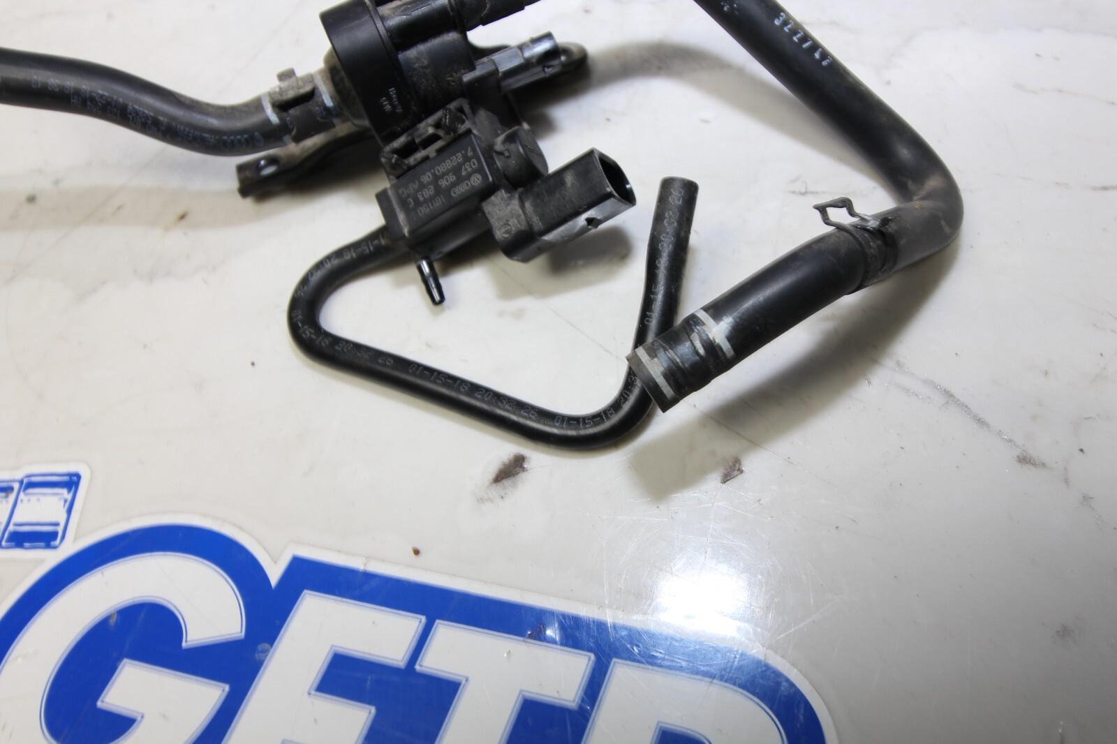 18-21 AUDI R8 V10 5.2L EVAP PURGE VALVE 06H906517AH WITH CONTROL VALVE