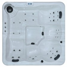 Nova Stream V Hot Tub Brand New model for 2022. Updated Lounger size