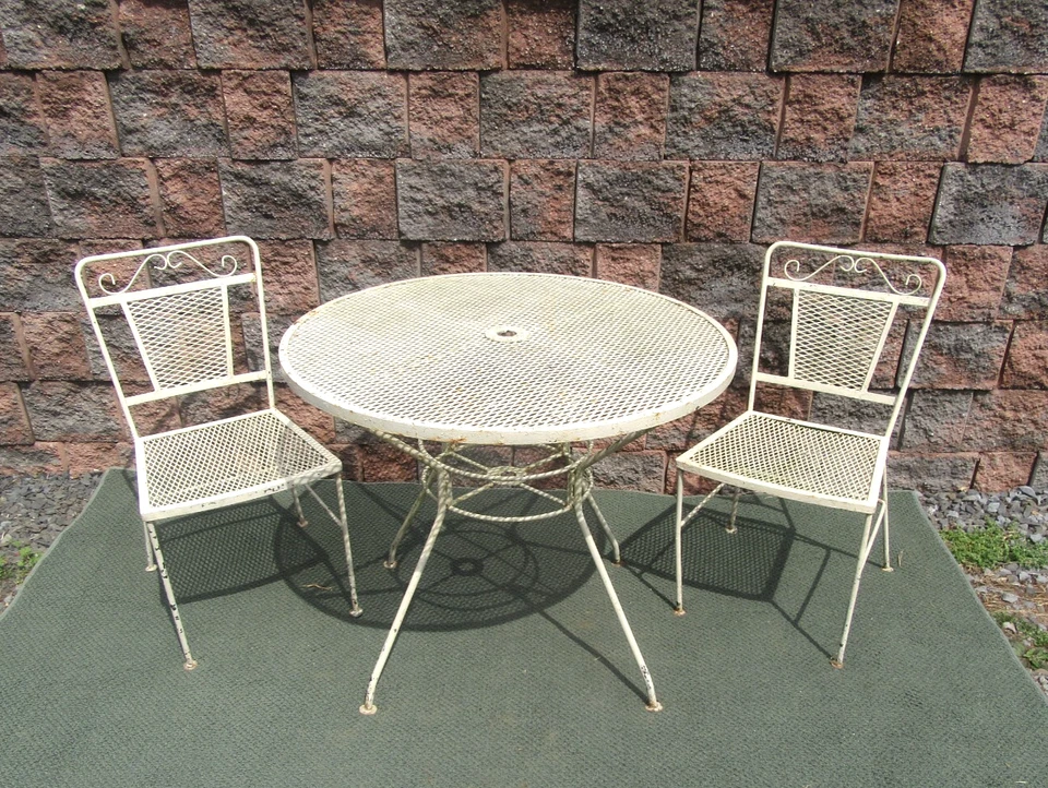 Vintage MCM Woodard Wrought Iron Mesh Bistro Patio Porch Table Chairs Set - Image 2 of 4