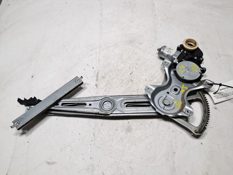 698200D041 mécanisme lève vitre avant gauche TOYOTA YARIS II P9 1KRFE 2005