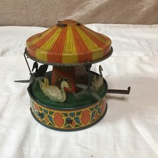 Vintage Wyandotte Toy Tin Carousel Merry-Go-Round Spinning Planes Swan 5  Tall