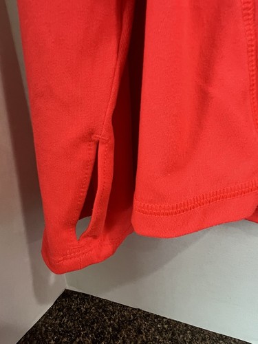 Old Navy Active Go-Dry Pull Over - Size M, Run Rest Repeat, Bright Coral - Picture 9 of 9