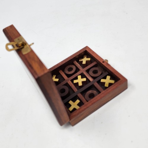 Tic Tac Toe Game Wood Box Vintage Decroative Piece Travel Pre-owned 4 Inches - Picture 3 of 23
