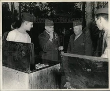 1944 Press Photo Alexander Vandegrift tries field chow at Camp Lejeune, NC
