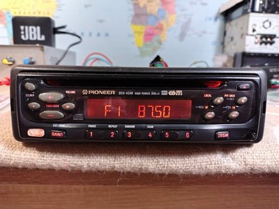 Pioneer DEH 424R Car Stereo Mobile Media Station Fully Working Good Shape