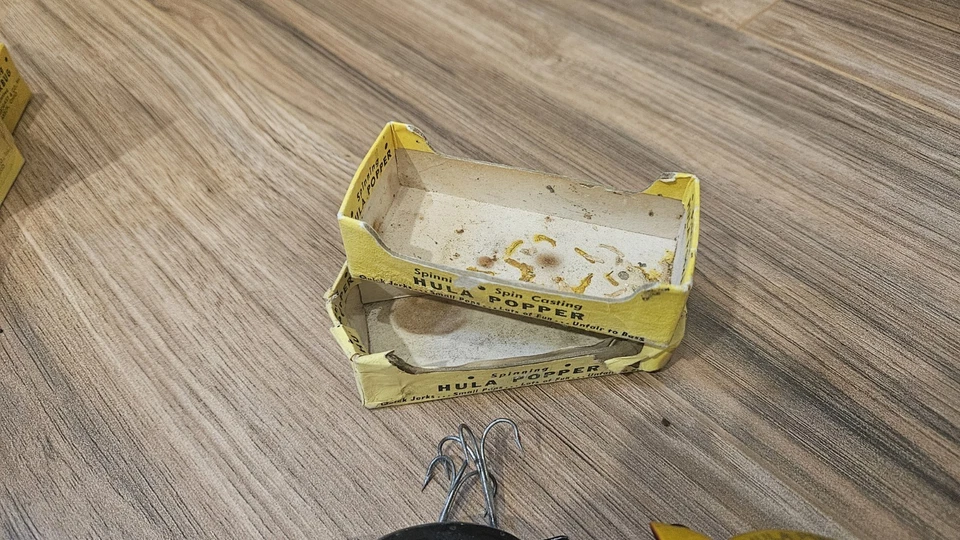 Vintage Fred Arbocast Jitterbug/ Hula Popper Lot - Image 4 of 4