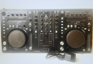 Pioneer DDJ-S1 Professional DJ Controller for Serato ITCH USB Mixer Deck Japan