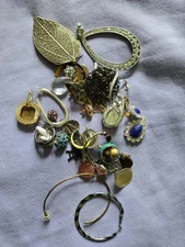 Miscellaneous jewelry Lot 5.30oz