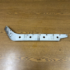 Pare-choc arrière Infiniti QX56