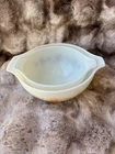 Vintage 2 Pyrex  Town and country pattern Mixing Bowl 2.1/2 , 1.1/2 Qt