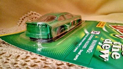 MOUNTAIN DEW STOCK CAR DIE CAST PLASTIC NOS GOLDEN WHEEL SPECIAL EDITION GREEN. - Picture 8 of 8