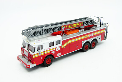301 Code 3 Ladder 26 Fire Factory 1998  1:64 ohne OVP Limited Edition