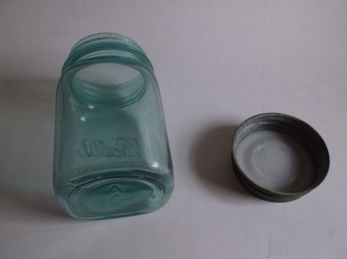ANTIQUE BALL MASON CANNING JAR WITH ZINC LID - AQUA LIGHT-GREEN SQUARE JAR - Picture 4 of 6