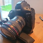 Canon EOS-1D X Mark II 20.2MP Digital SLR Camera with 17-40 mm 1.4 L USM