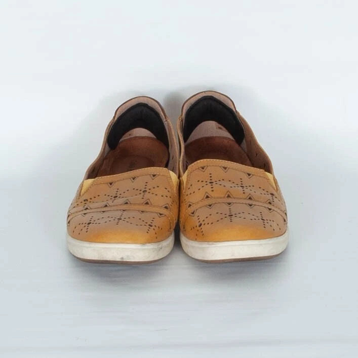 Mocasines sin cordones de cuero Cobb Hill Bailee en Sweet Corn para mujer talla 7,5 Foto 2 de 4