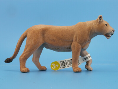 #W230 Schleich 14363 Löwin   mit Fähnchen 2007   2013 / China