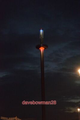 FOTO BRIGHTON BRITISH AIRWAYS I360 BEI NACHTS DIE VERTIKALE SEILBAHN FÄHRT UN