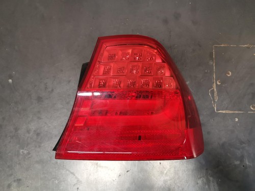 BMW 3 SERIES RIGHT TAILLIGHT E90, SEDAN, LED TYPE, 11/08-01/12 08 09 10 11 12