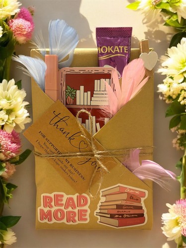๐ Blind Date With A Book Teen Brand New ๐ - Picture 5 of 5