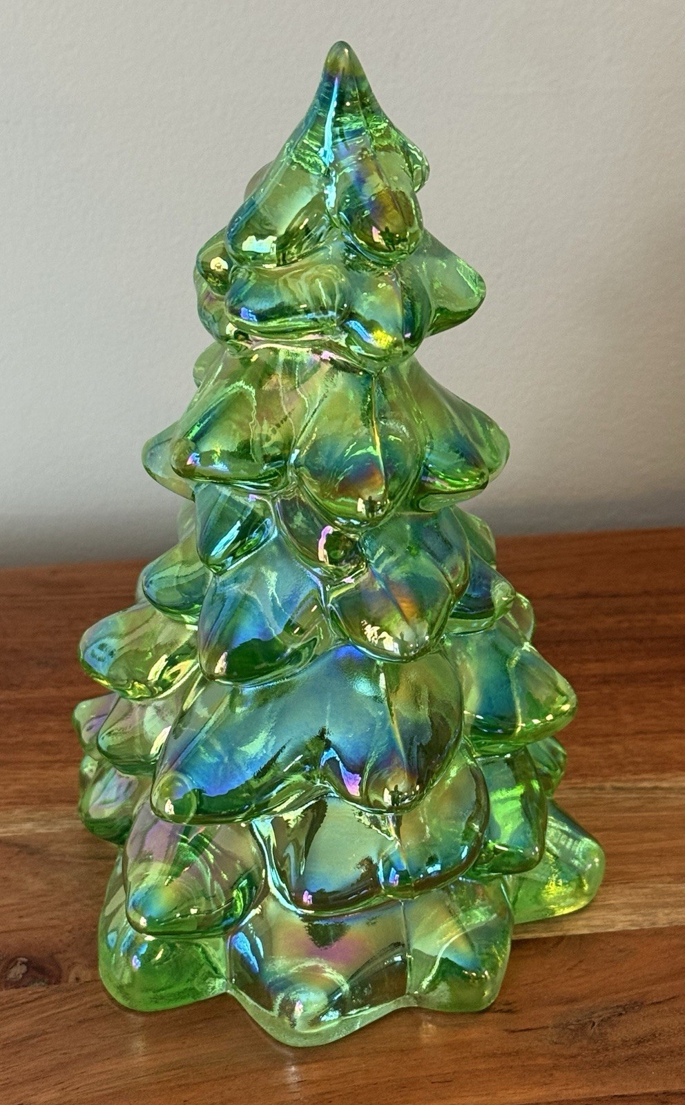 Mosser Glass USA Christmas Tree APPLE GREEN CARNIVAL - 8" tall Holiday